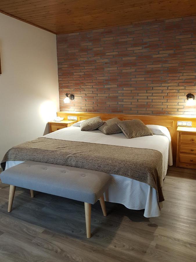 Hotel Sant Roc 캄프로돈 외부 사진