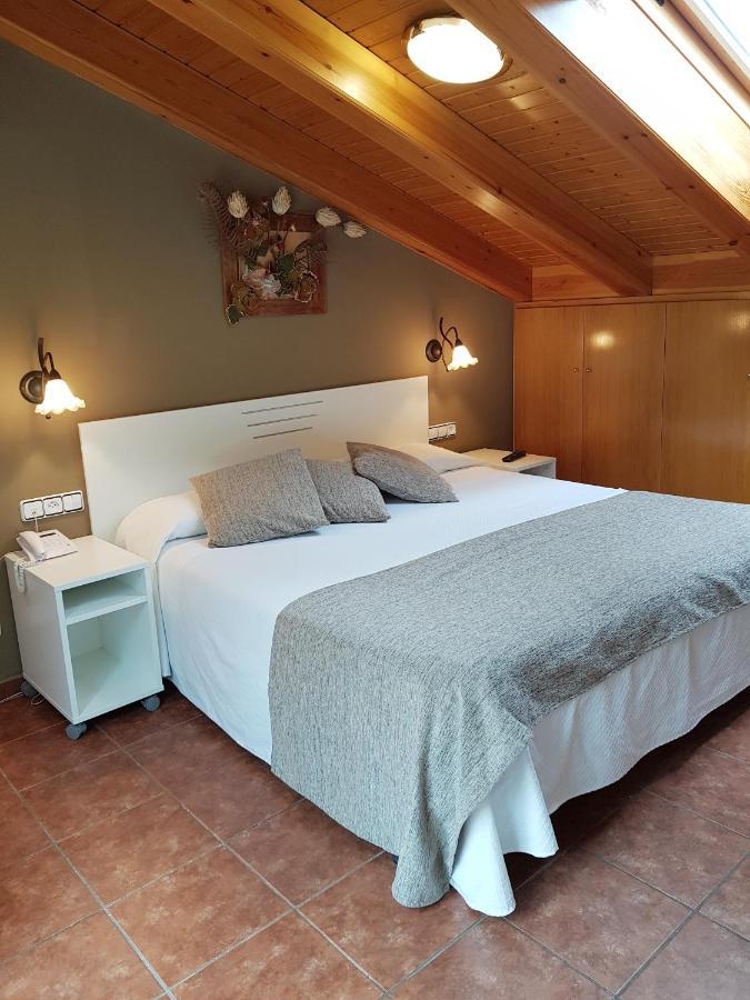 Hotel Sant Roc 캄프로돈 외부 사진