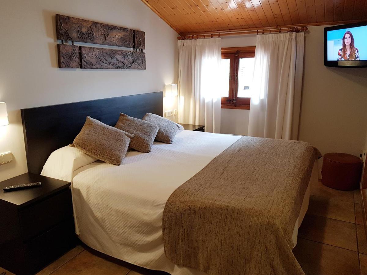 Hotel Sant Roc 캄프로돈 외부 사진