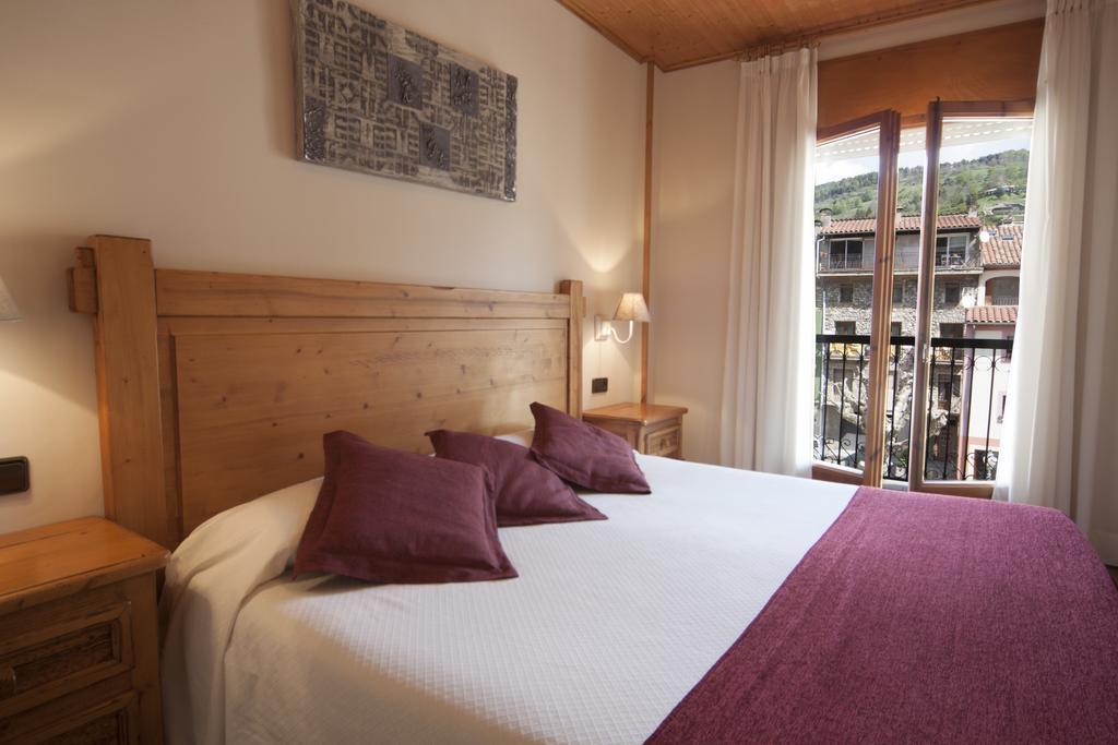 Hotel Sant Roc 캄프로돈 외부 사진