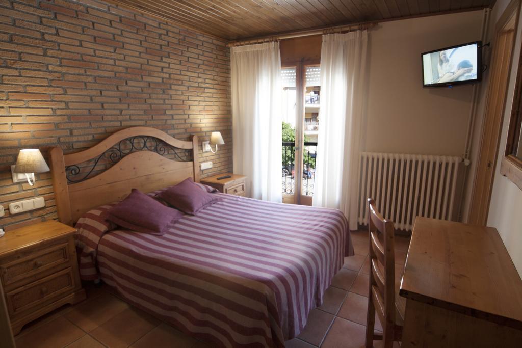 Hotel Sant Roc 캄프로돈 외부 사진