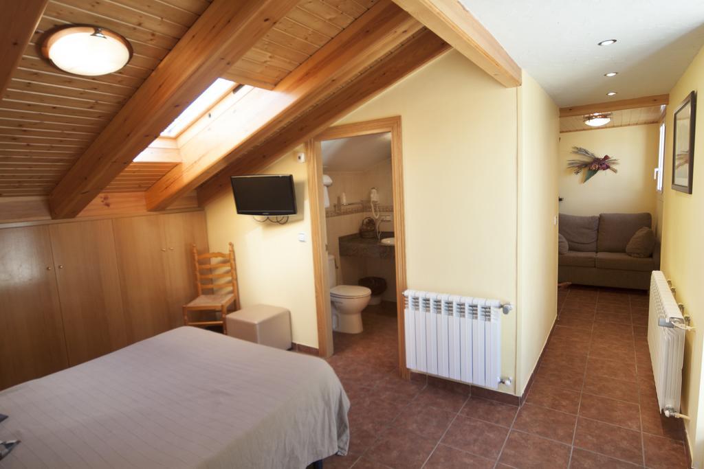 Hotel Sant Roc 캄프로돈 외부 사진