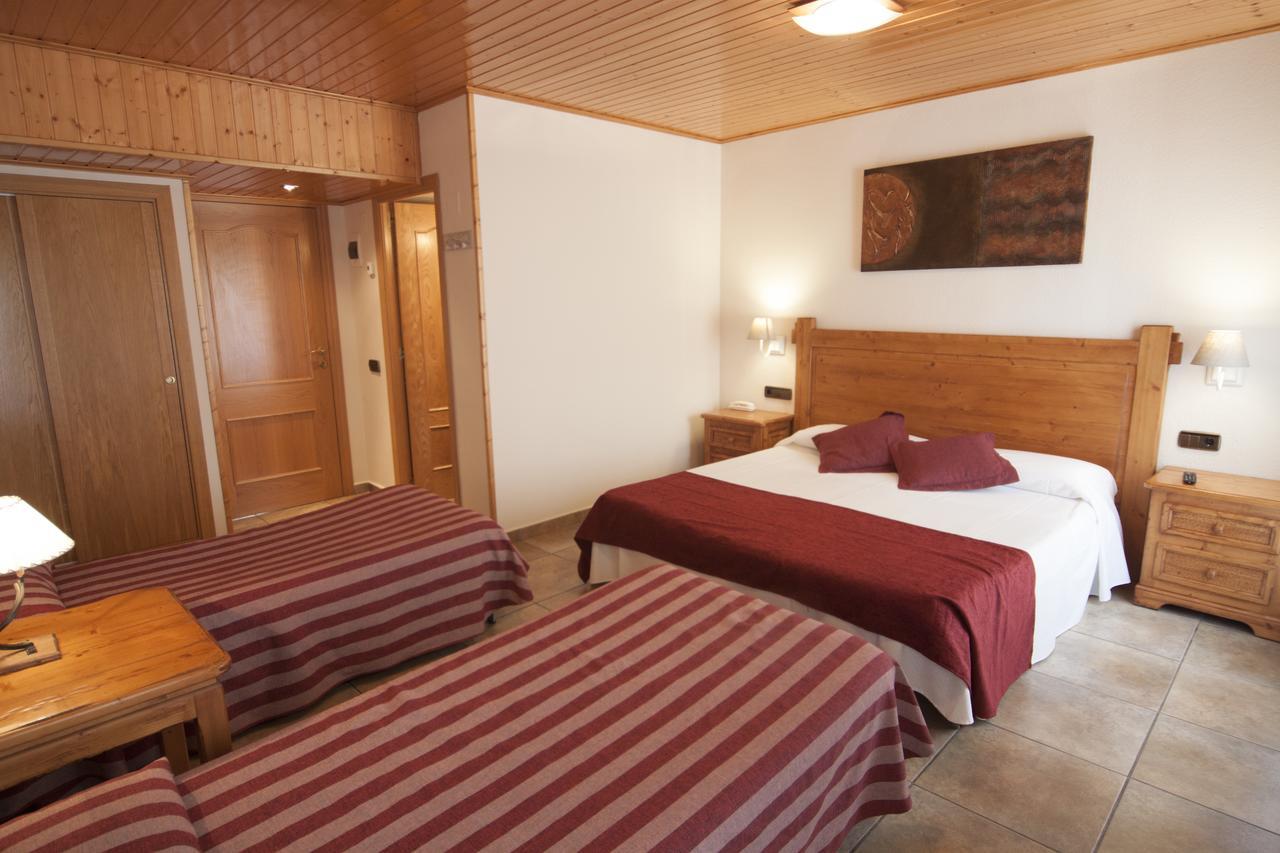 Hotel Sant Roc 캄프로돈 외부 사진