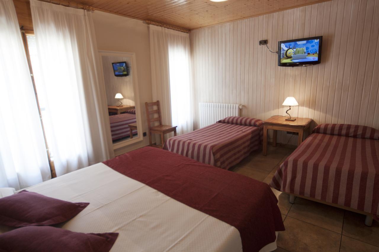 Hotel Sant Roc 캄프로돈 외부 사진